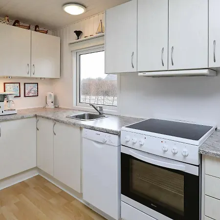 4 Person Holiday In Ringk Bing Feriehus
